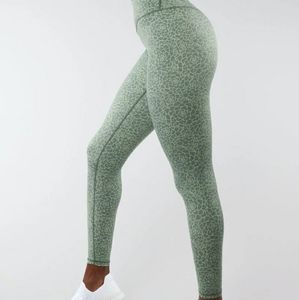 NWOT Buffbunny Siren Leggings Eden Print, Green